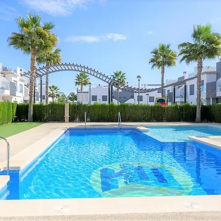 Fantastic 2 Bed In Modern Complex In * Pilar de la Horadada