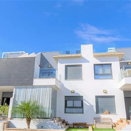 Fantastic 2 Bed In Modern Complex In Appartamento Pilar de la Horadada
