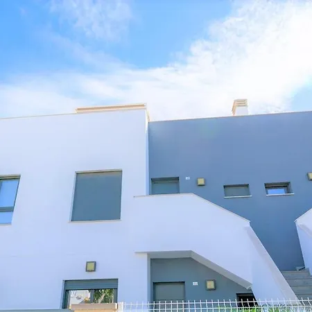 Apartament Fantastic 2 Bed In Modern Complex In *